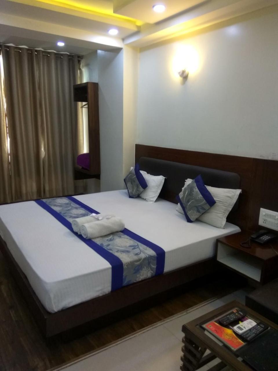 Hotel Le Mem Delhi  Ngoại thất bức ảnh
