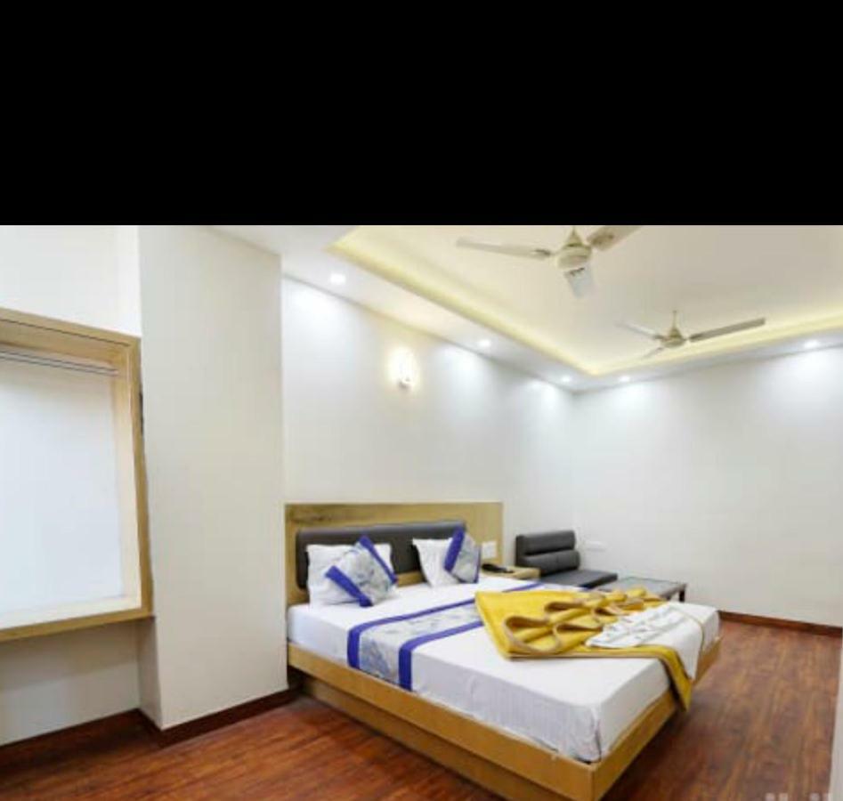 Hotel Le Mem Delhi  Ngoại thất bức ảnh