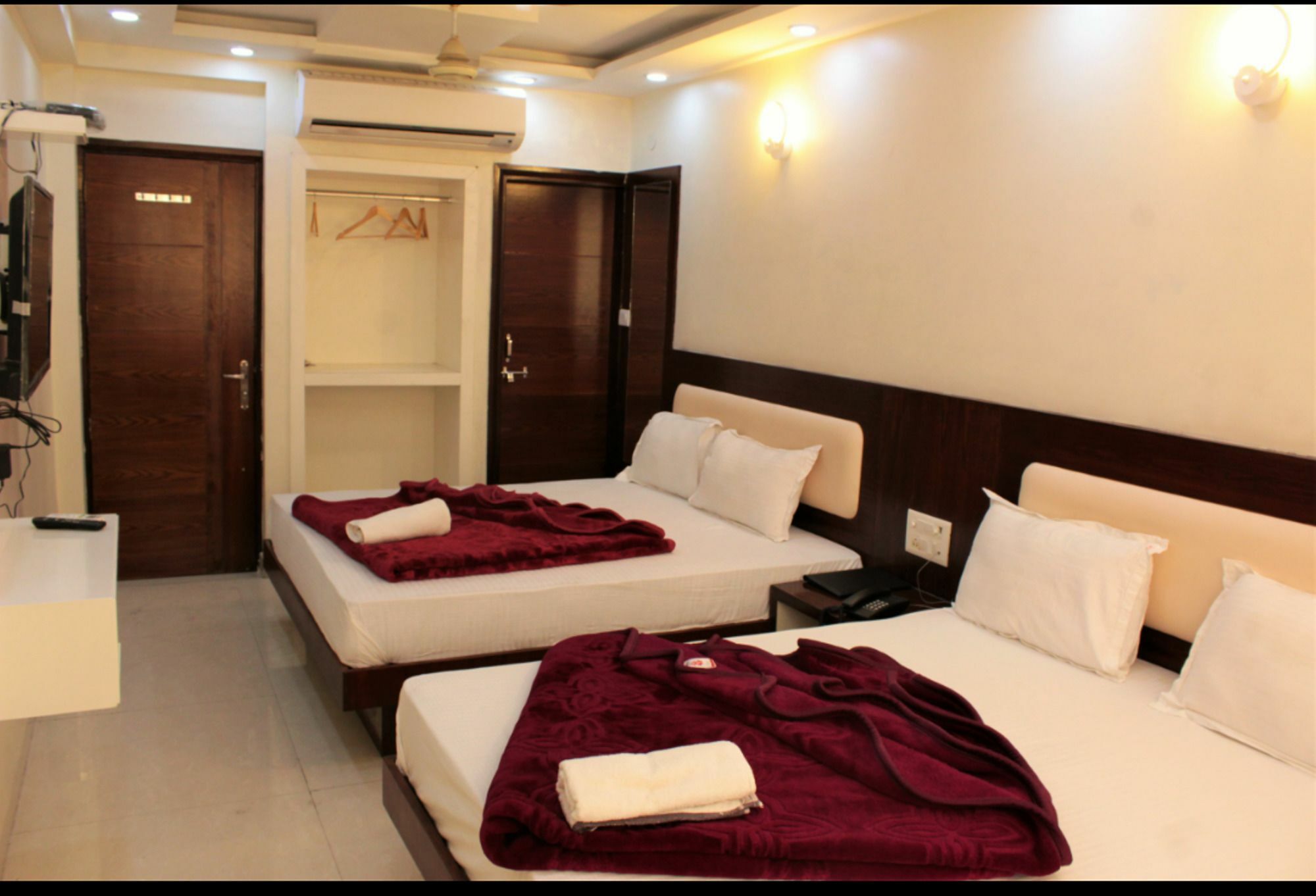 Hotel Le Mem Delhi  Ngoại thất bức ảnh